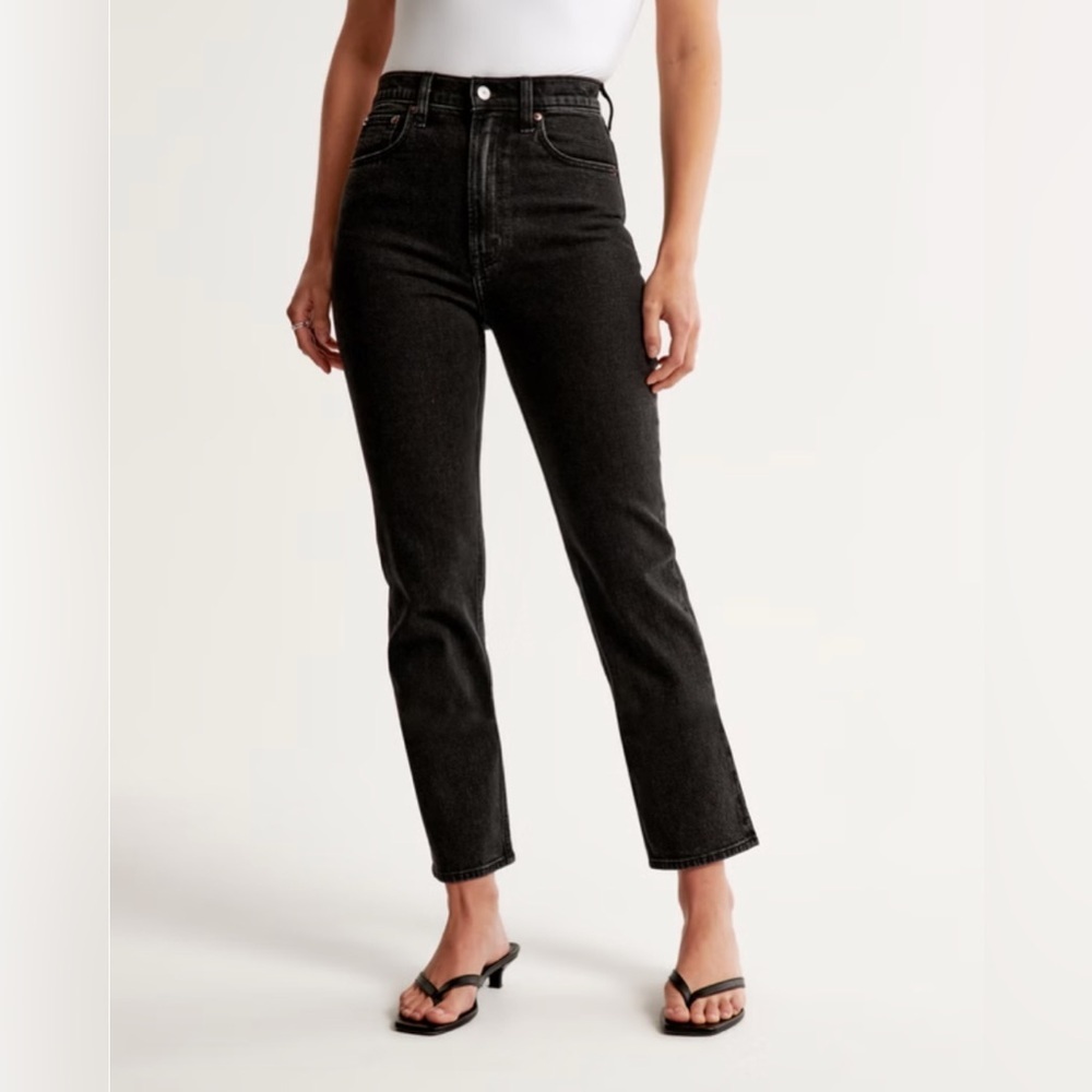 Abercrombie Ultra High Rise Ankle Straight Jeans